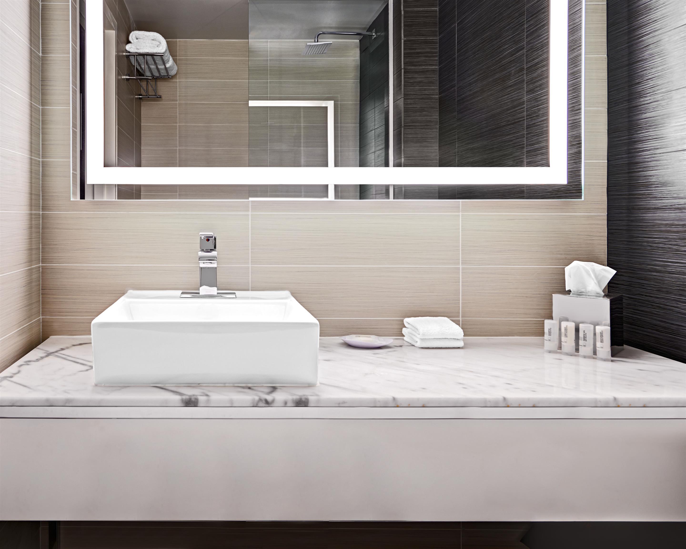 Le Méridien Hotel 4*